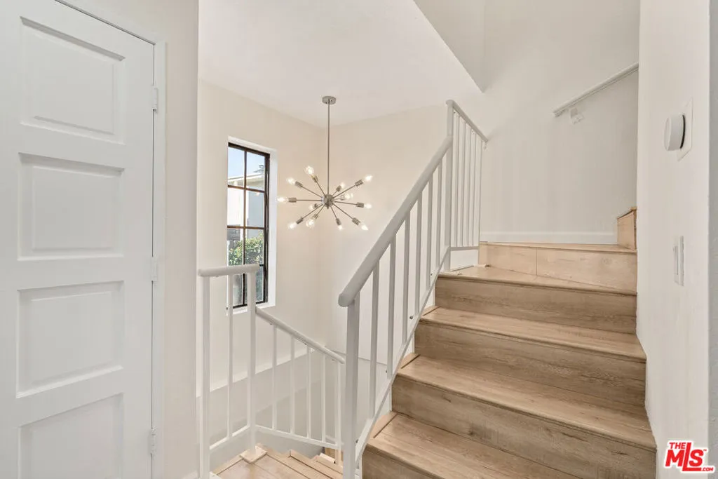 630 N Wilson Avenue 1, Pasadena, California 91106 home-pic-5